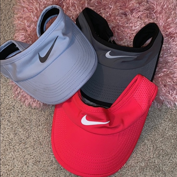 Nike Other - Nike visor bundle